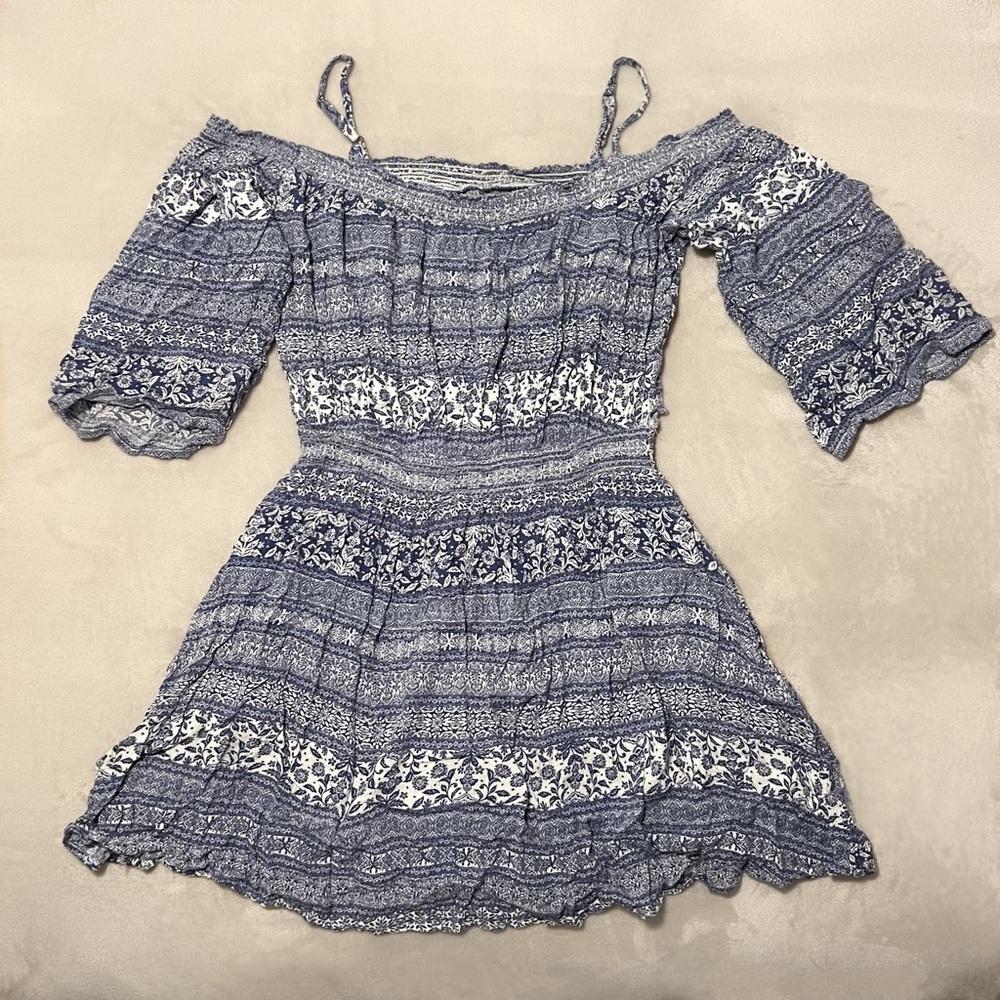 Forever 21 Off the Shoulder Blue & White Print Dress